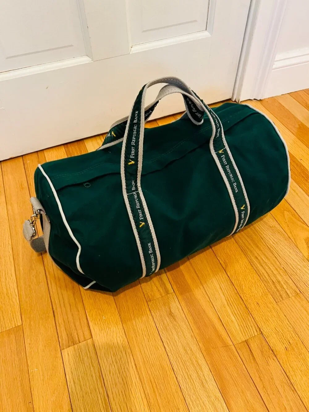 First Republic Bank Banker Duffle Bag Gym Bag NEW